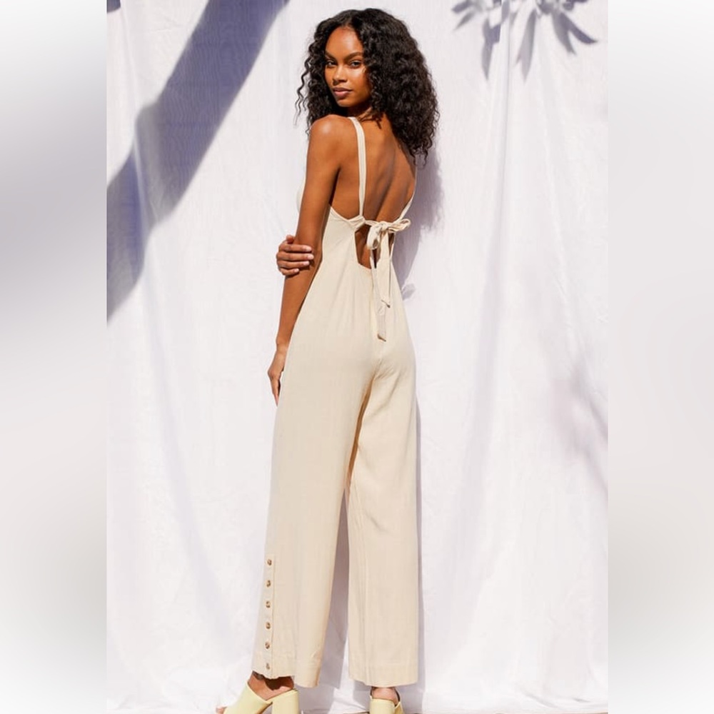 Consistently cute beige tie-back wide leg jumpsuit